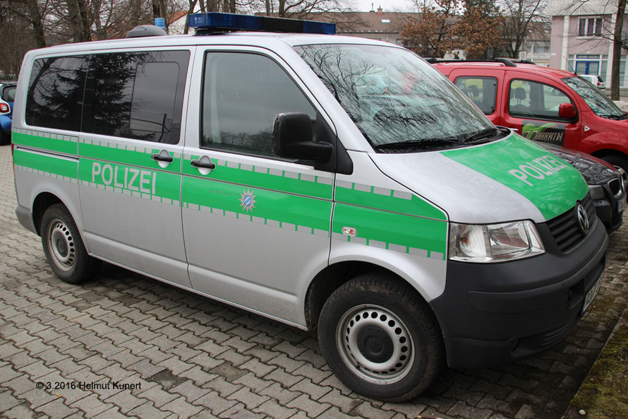 Vermutlich Hundeführerkfz.