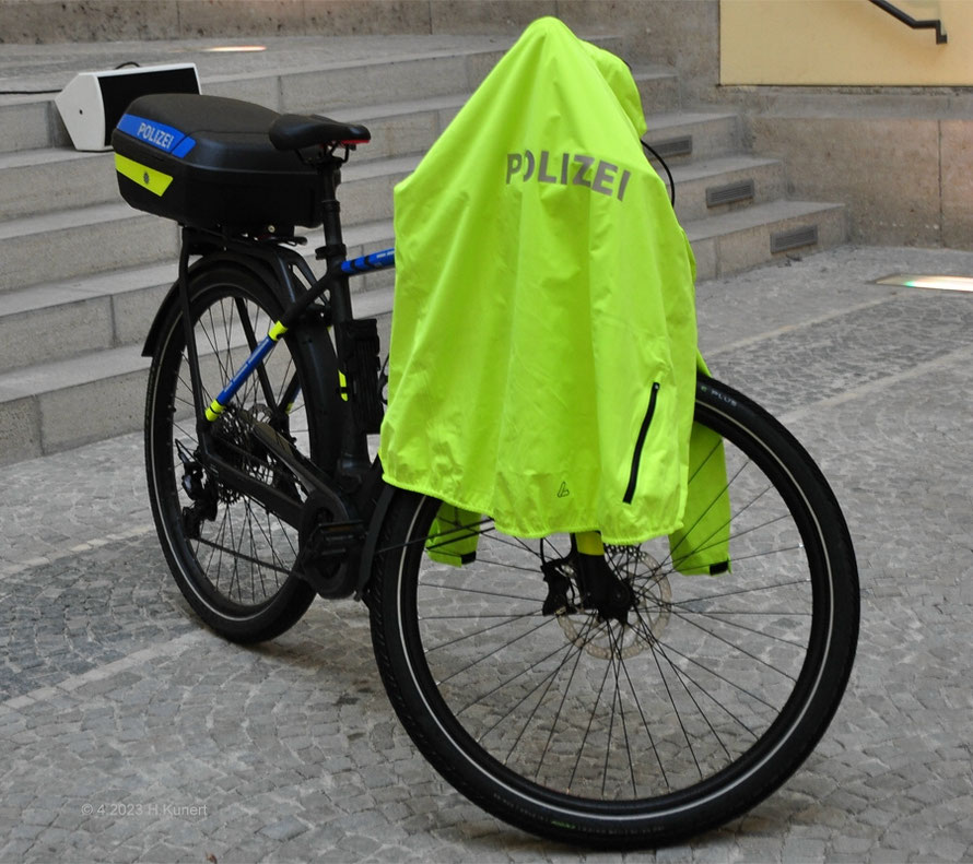 Fahrrad-Sonderbekleidung: Regenjacke