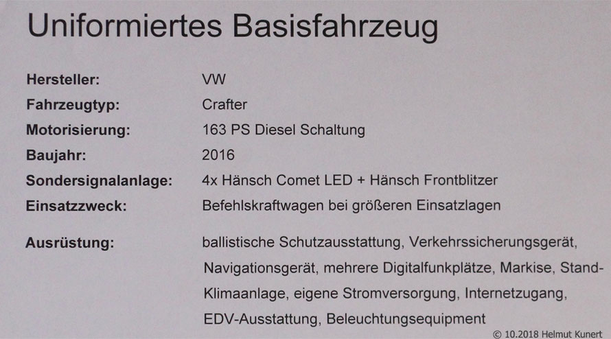 Hinweisschild bei einer Ausstellung des Fahrzeuges!