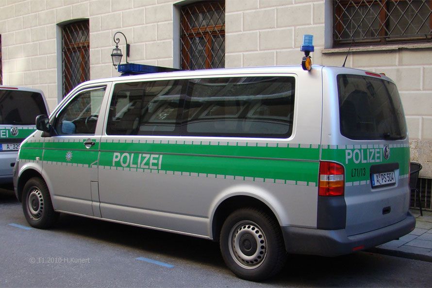 Mit Kennung