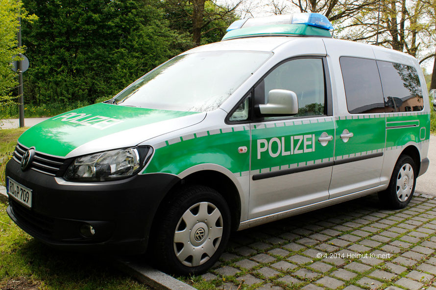 Der Caddy Maxi mit zwei Türen auf der Fahrerseite.