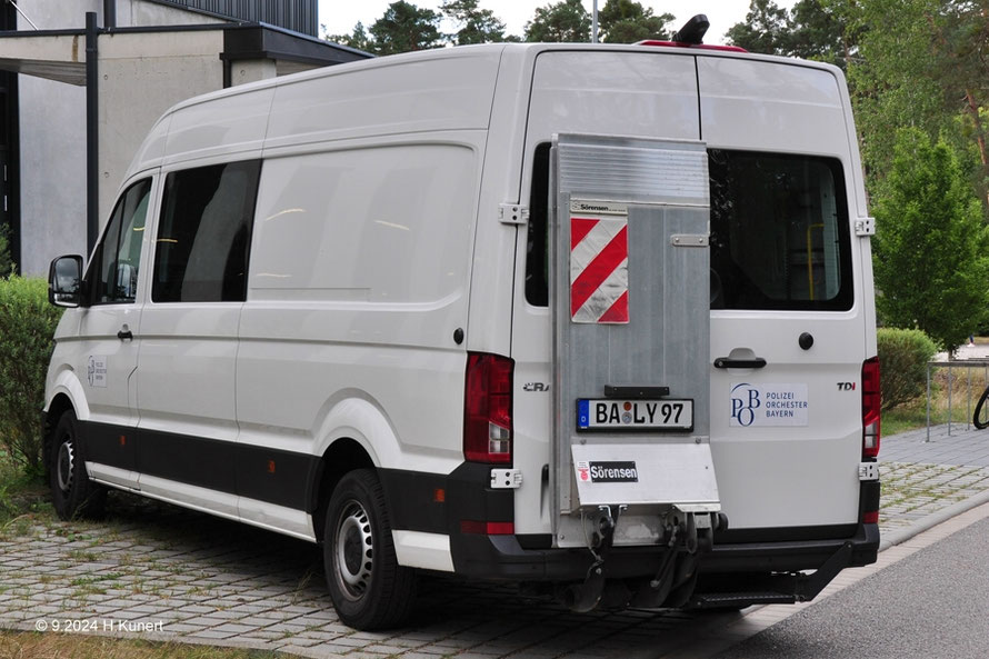 Teile des Orchester sind überall dabei