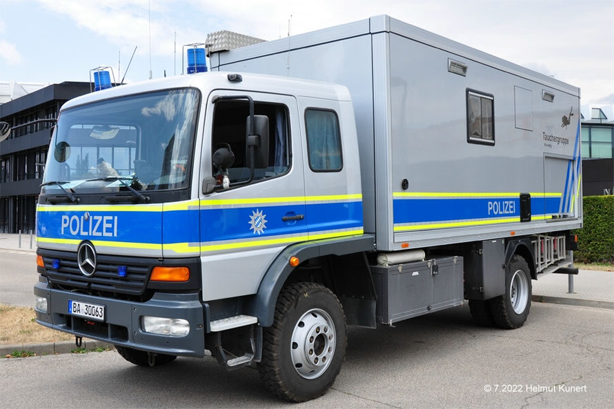 Die Taucher im neuen Kleid