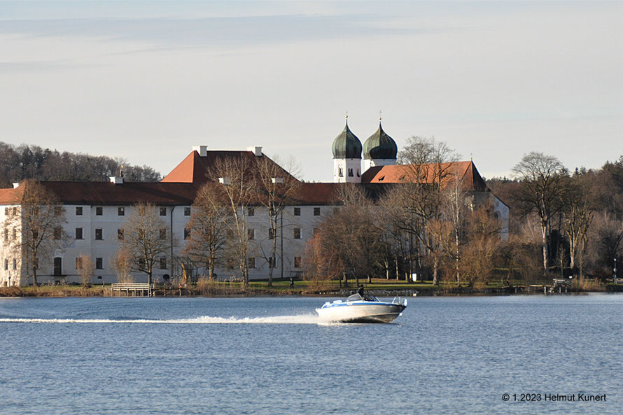 Auf Streifenfahrt am Seeoner See