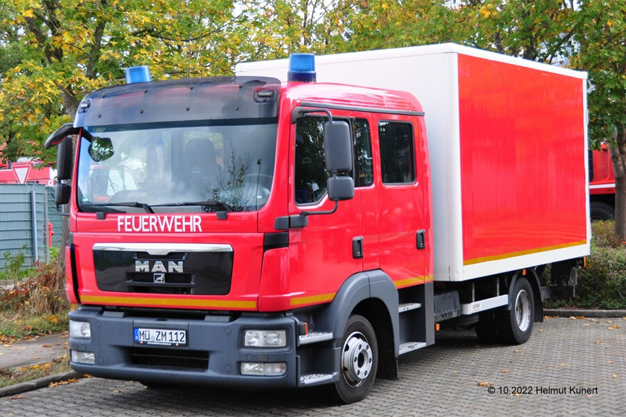 Umfoliertes Fahrzeug das nicht "feuerwehrrot" wirkt!