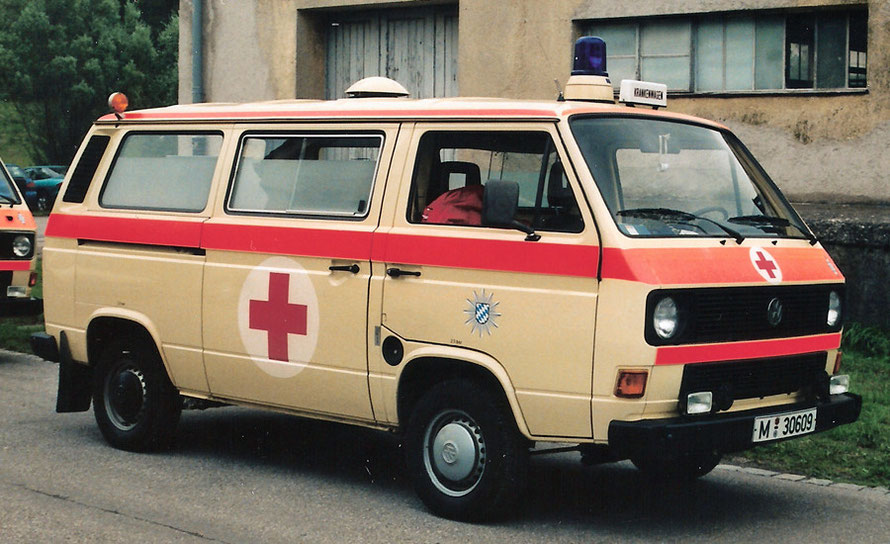 Fotos aus dem Jahr 1998 deshalb noch Kfz-Zeichen "M" .