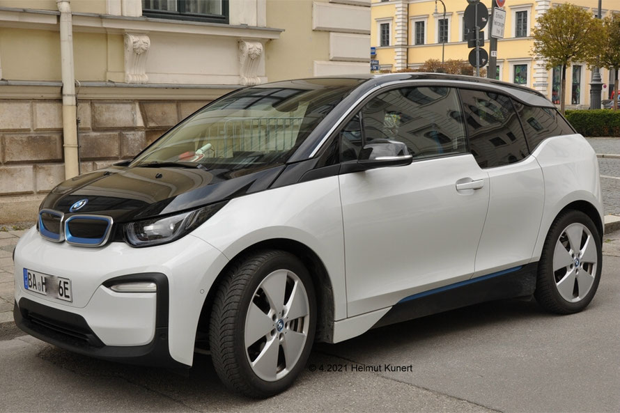 Nur erkennbar an der Kelle in der Windschutzscheibe