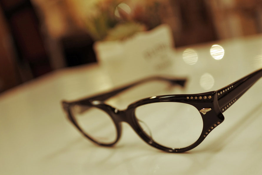 lafont ラフォン_パリのエスプリを感じるメガネ - メガネサロンW lafont ラフォン_パリのエスプリを感じるメガネ - メガネサロンW