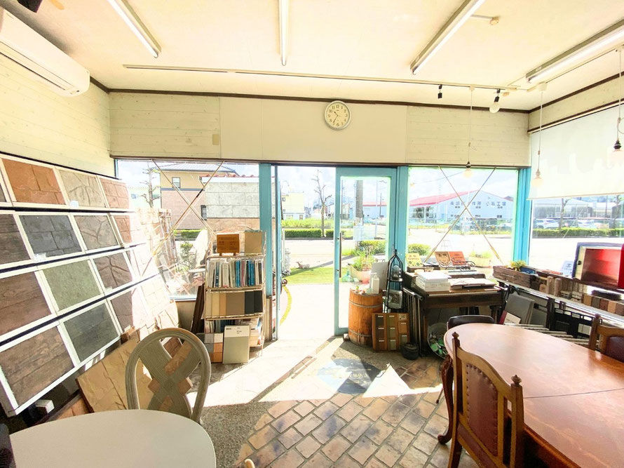 エクステリア　外溝　外構　造園　展示場　ショールーム　庭　塀　門　フェンス　カーポート　デザイン　スタンプ　コンクリート