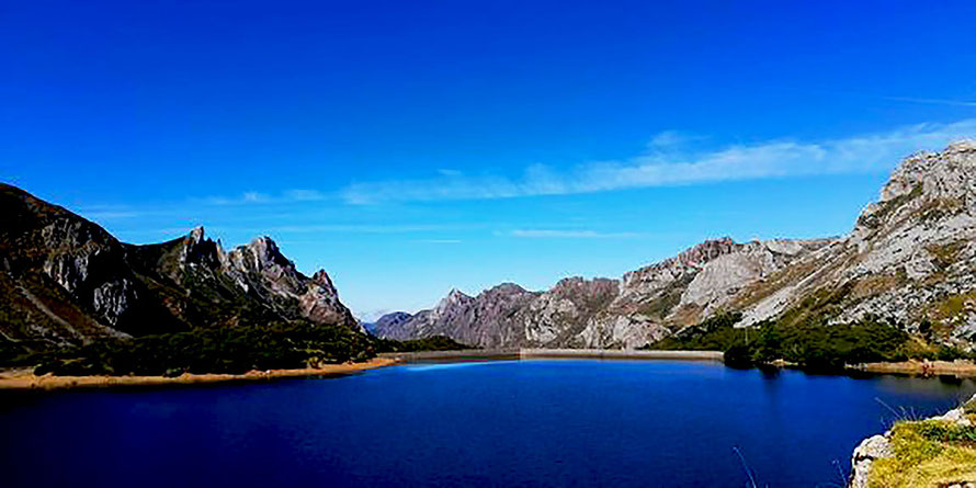 Lago del Valle en Valle del Lago (P.N. Somiedo)