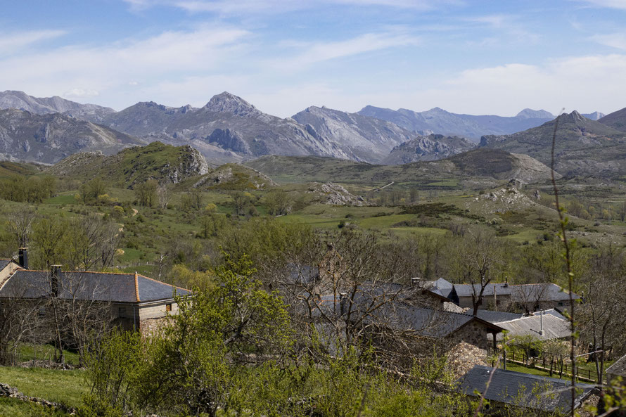 Vista panorámica desde Robledo de Babia a 1.350 msnm
