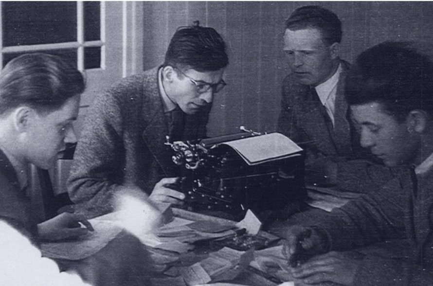 Vorbereitung der Tombola: Alfons Steimer, Hans Weigel, Kurt Ehmer und Walter Jüllig