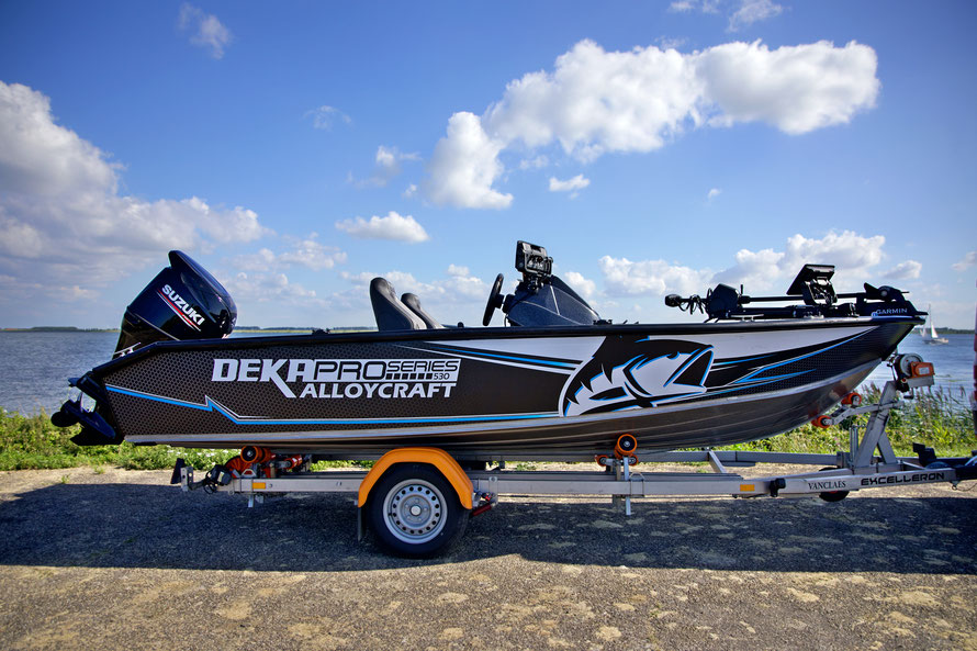 "Testdrive"- Deka Pro Series 530 mit Suzuki DF140A im Heck und einen Garmin Force Trolling Motor und Garmin Echolote im Bug. Bei Nippon-Tackle findet jeder sein passendes Boot. Die Ausfahrt mit diesen Aluboot war wie ein guter Traum-sagenhaft!