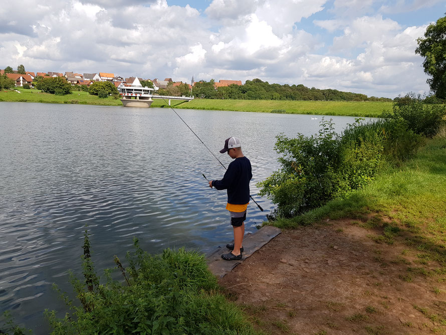 Mick war sehr Erfolgreich mit Jig-Spinner auf Barsch unterwegs.