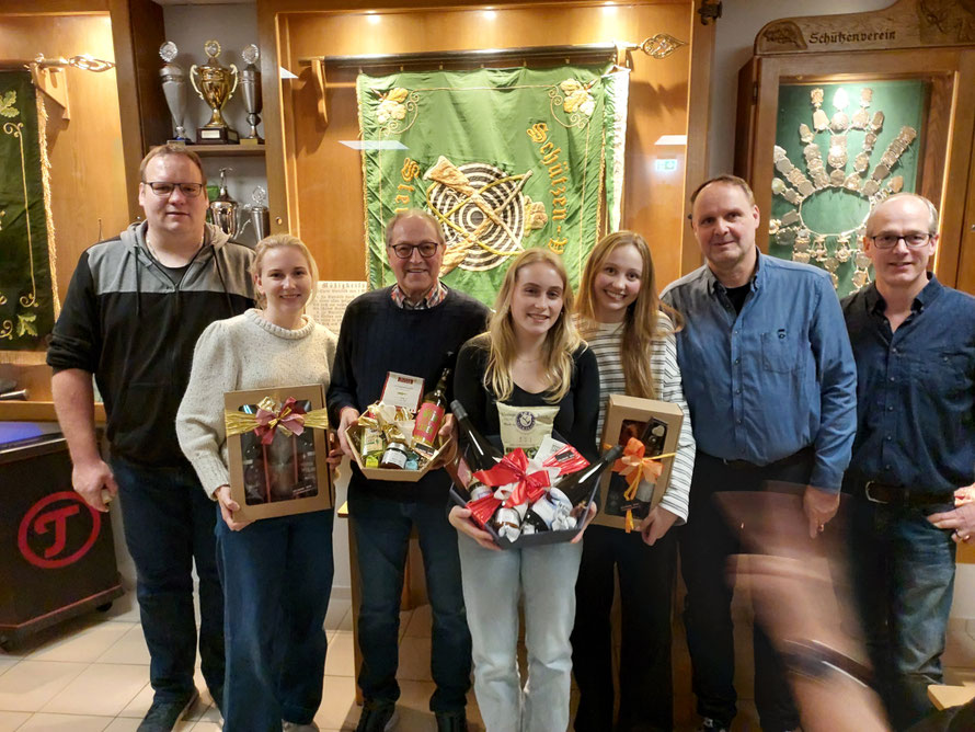 v. l.: Martin Hertel, Christina Große-Kleimann, Heinz Hermes, Lore Albers, Jasmin Collmann, Rudi Evers, Michael v. Lintel
