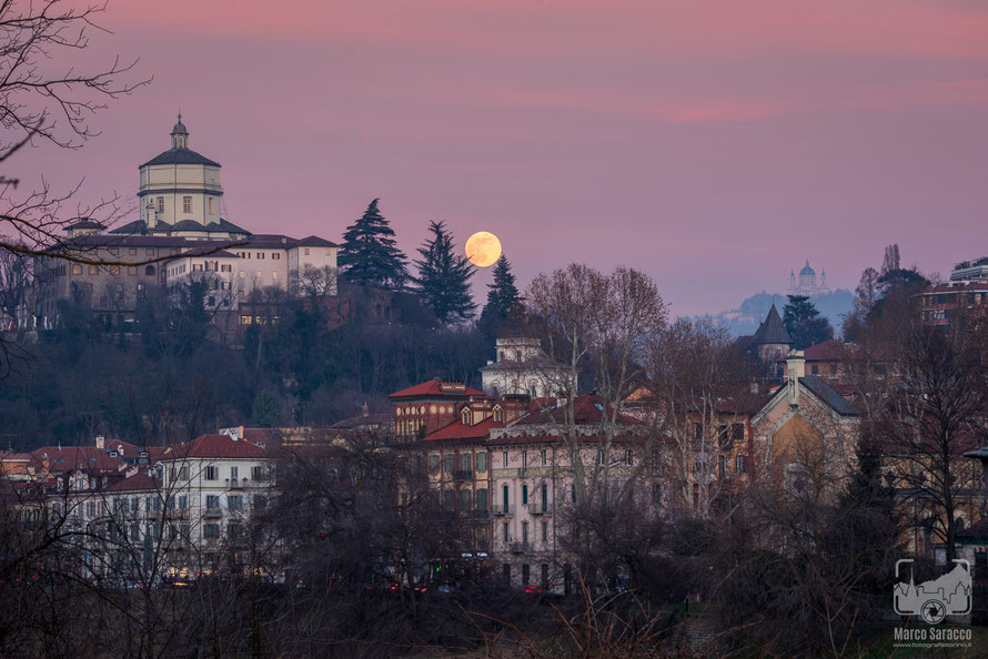 Colline e montagne 6a - Tramonto rosato su Torino