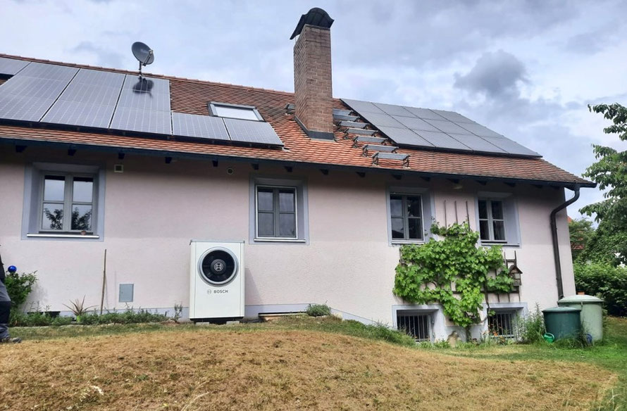 Bosch Wärmepumpe und Maxeon 3 PV-Module