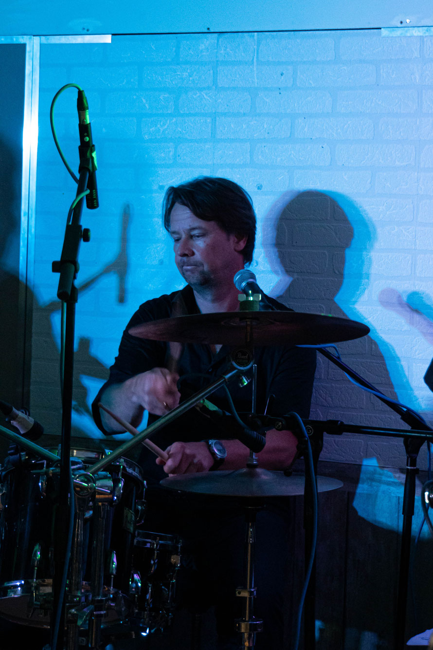Drums: Patrick van der Krogt