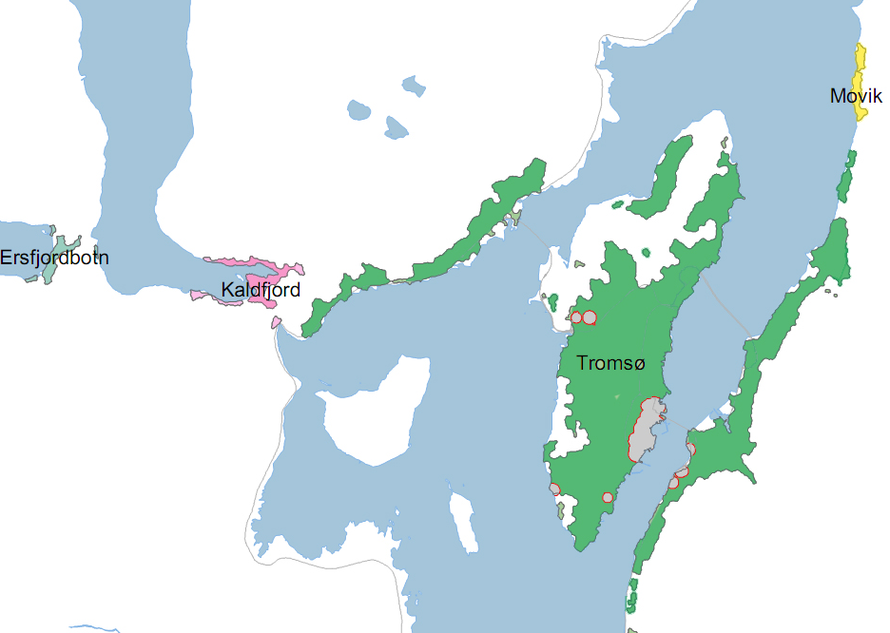 Urban and suburban areas of Tromsø, Tromsøya (mainland on right) and Kvaløya Island (on left) (Wiki.no/Tromsø).