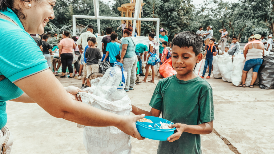 Nicaragua Buy Food with plastic exchange © BUY FOOD WITH PLASTIC 2026