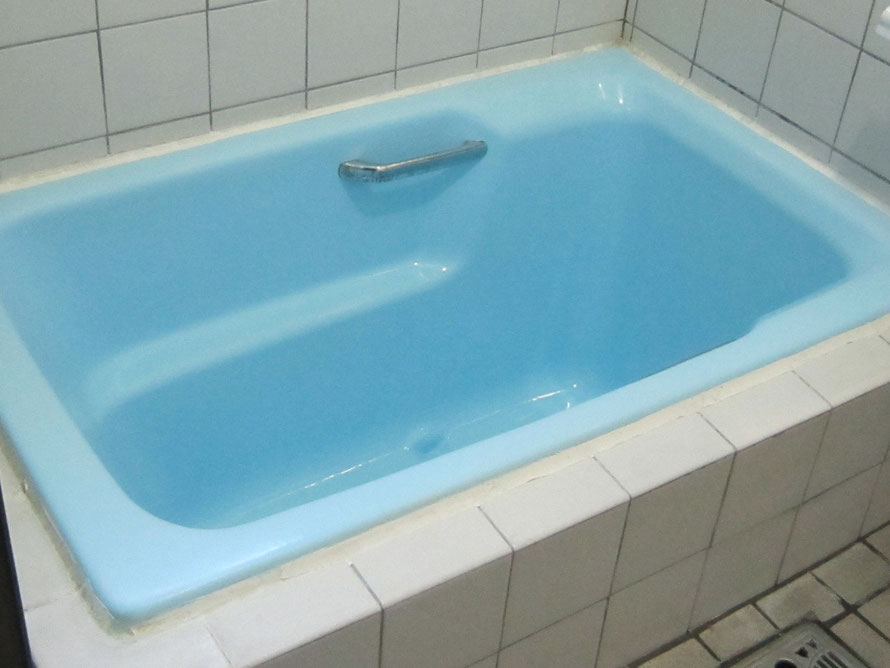 ※以前施工させていただいたバスタブです。