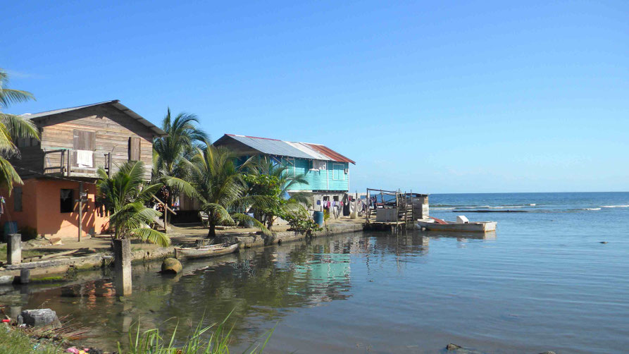 Fischerdorf auf Roatán