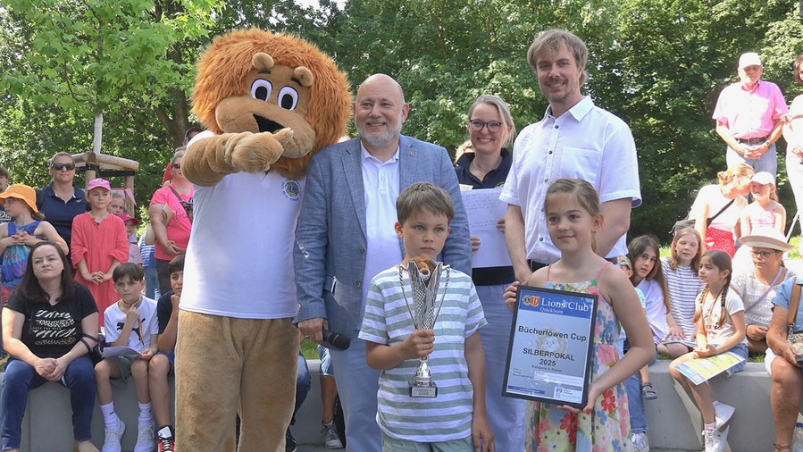 Den Silberpokal in ihrer Kategorie gewann die Klasse 2c der Waldschule