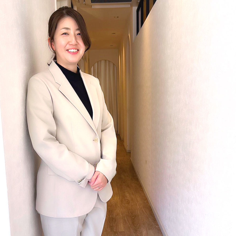 群馬県高崎市の髪質改善美容室ロリポップ。縮毛矯正、ヘアケア、ヘッドスパ、トリートメント の専門美髪ヘアサロン