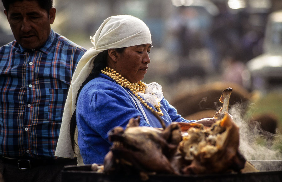 Streetfood auf einem Markt in Quito ©Bernd Euler