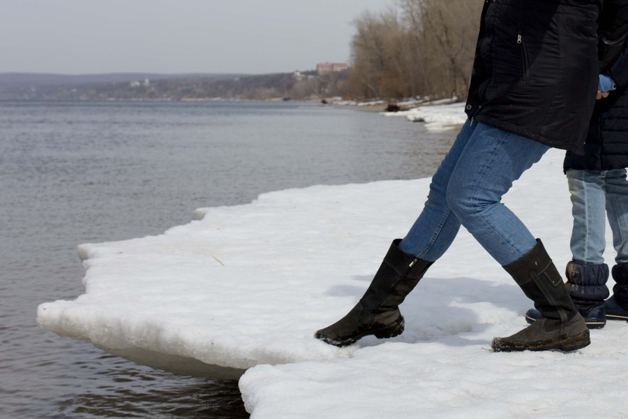 On "thin" ice, Wolga, Samara, Russia