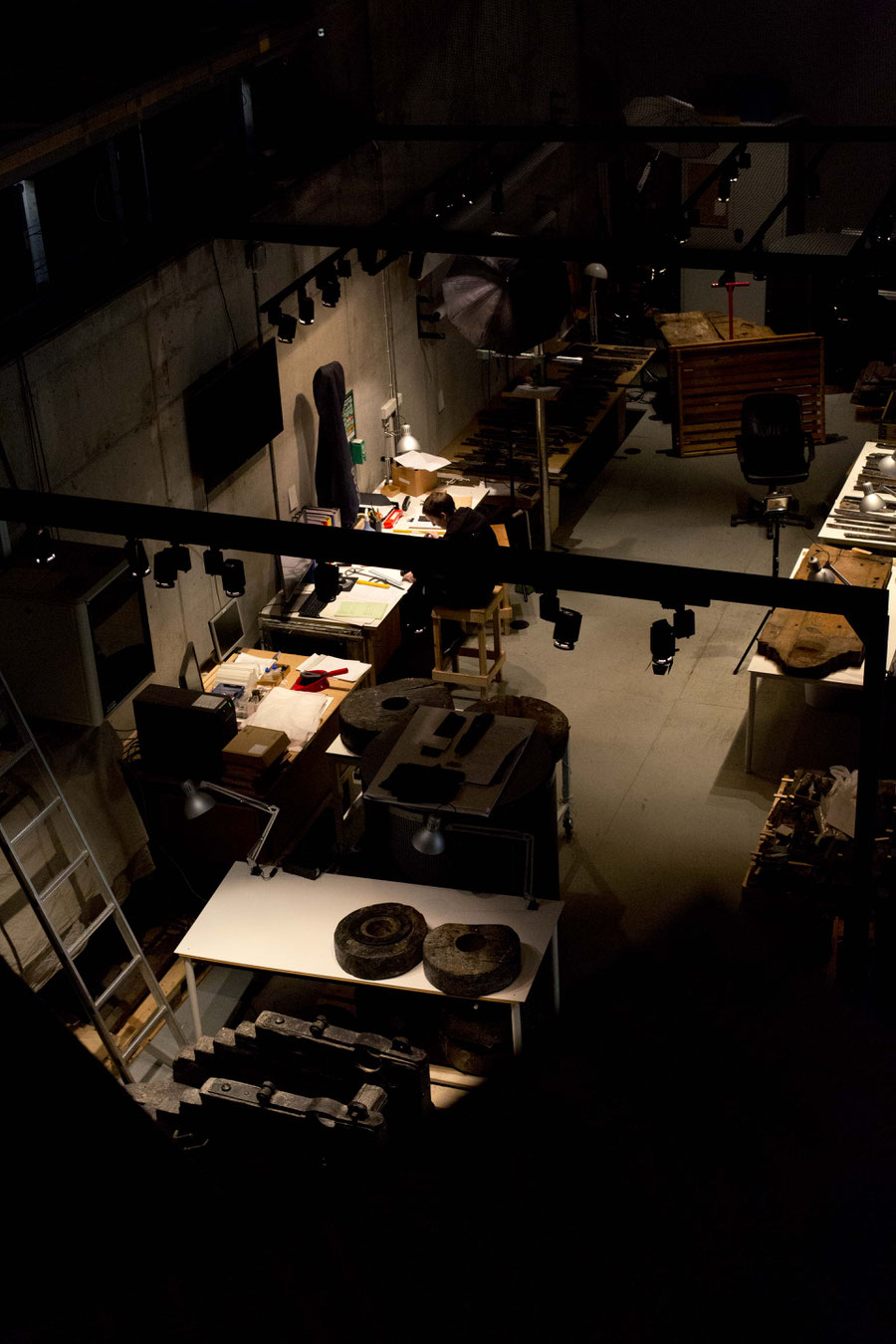 Vasa Museum, archeologist, conservator or restorer at work.