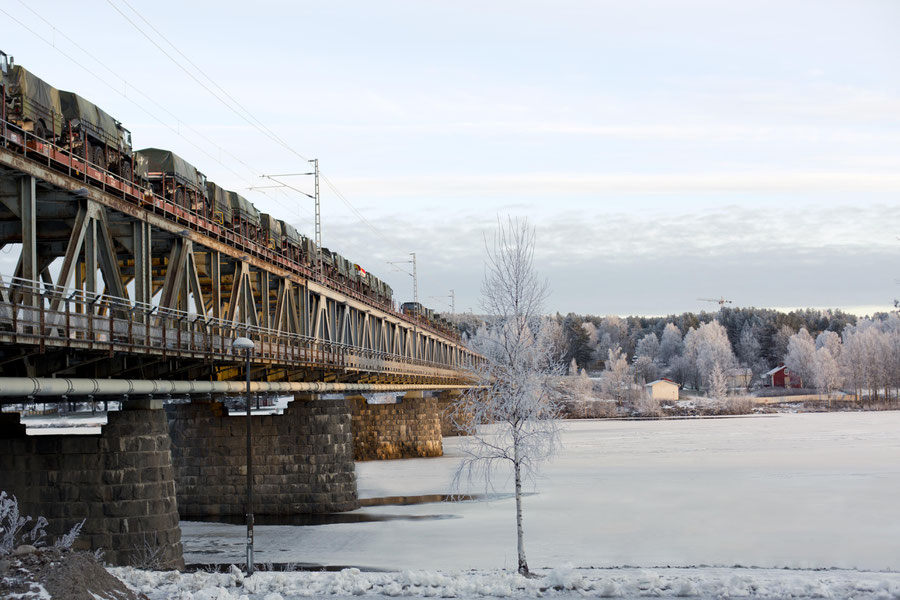 The bridge crossing the Kemijoki, Rovaniemi, Finland