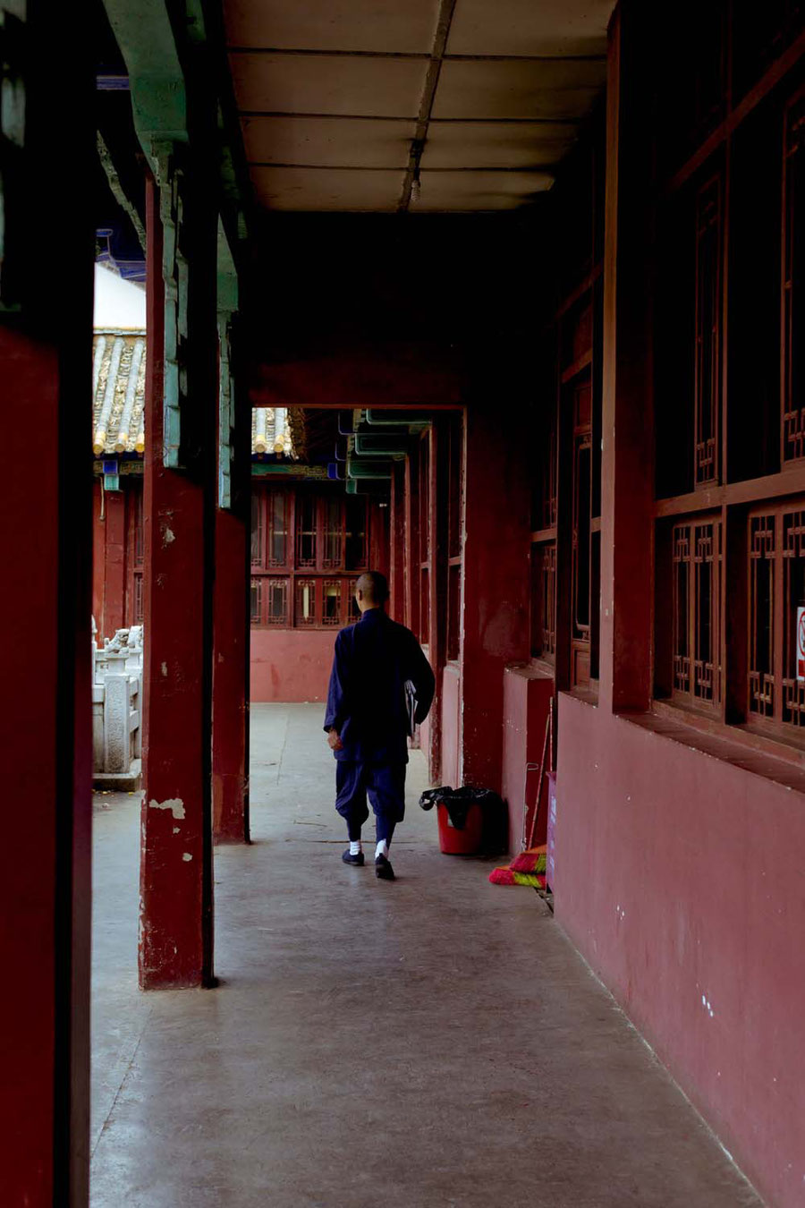 The ever changing look of buddhist monks, Kunming, China