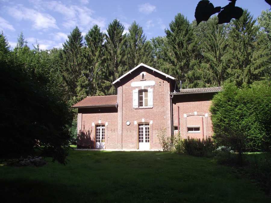 bed and breakfast- chambres d'hôtes- somme-Peronne- Thiepval - Longueval-Albert - WW1- 14-18  - Battlefield- unusal- circuit du souvenir-remembrance-1916- centenary