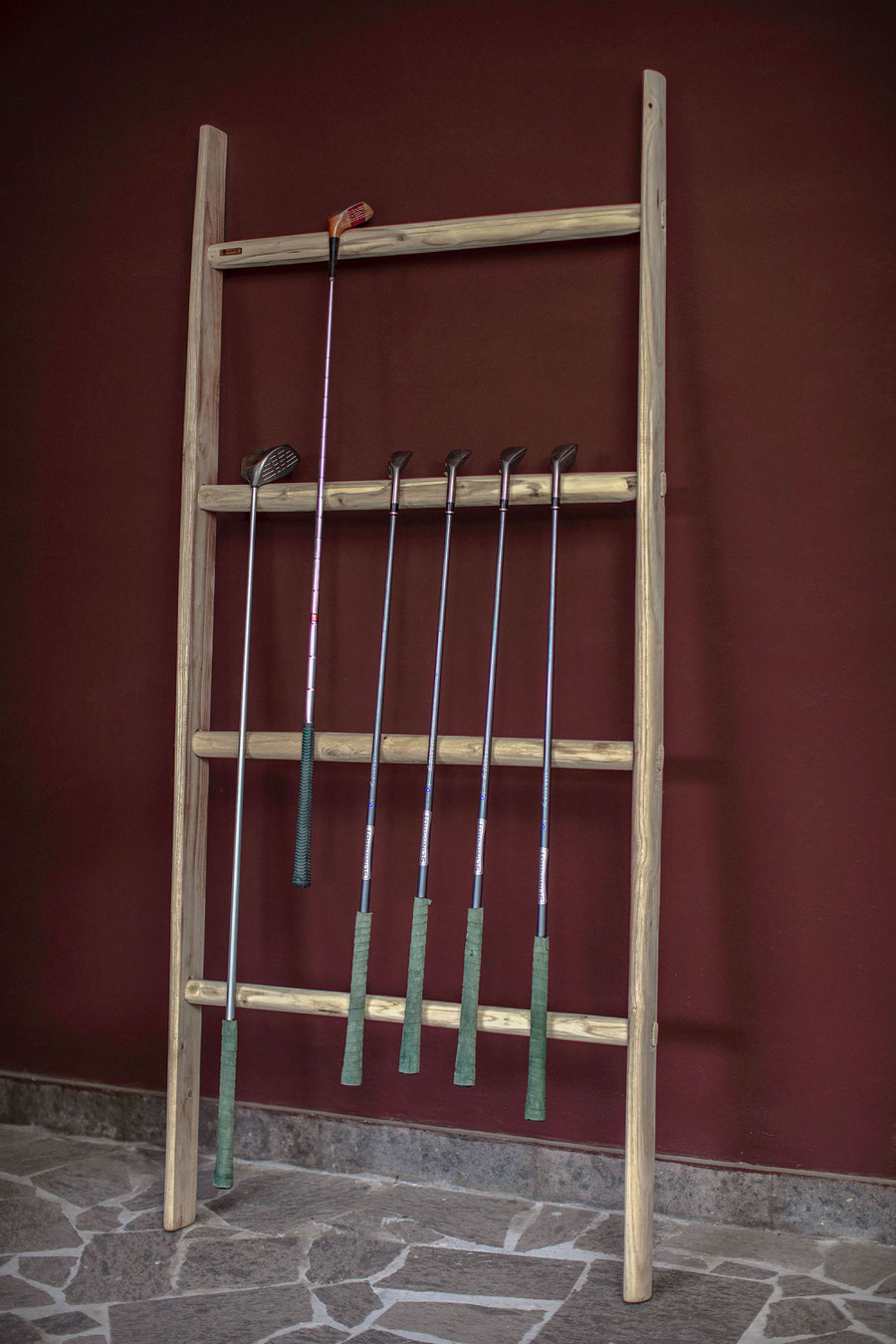 grande scala a pioli in legno per arredamento d'interni - great ladder for interior and creative decor