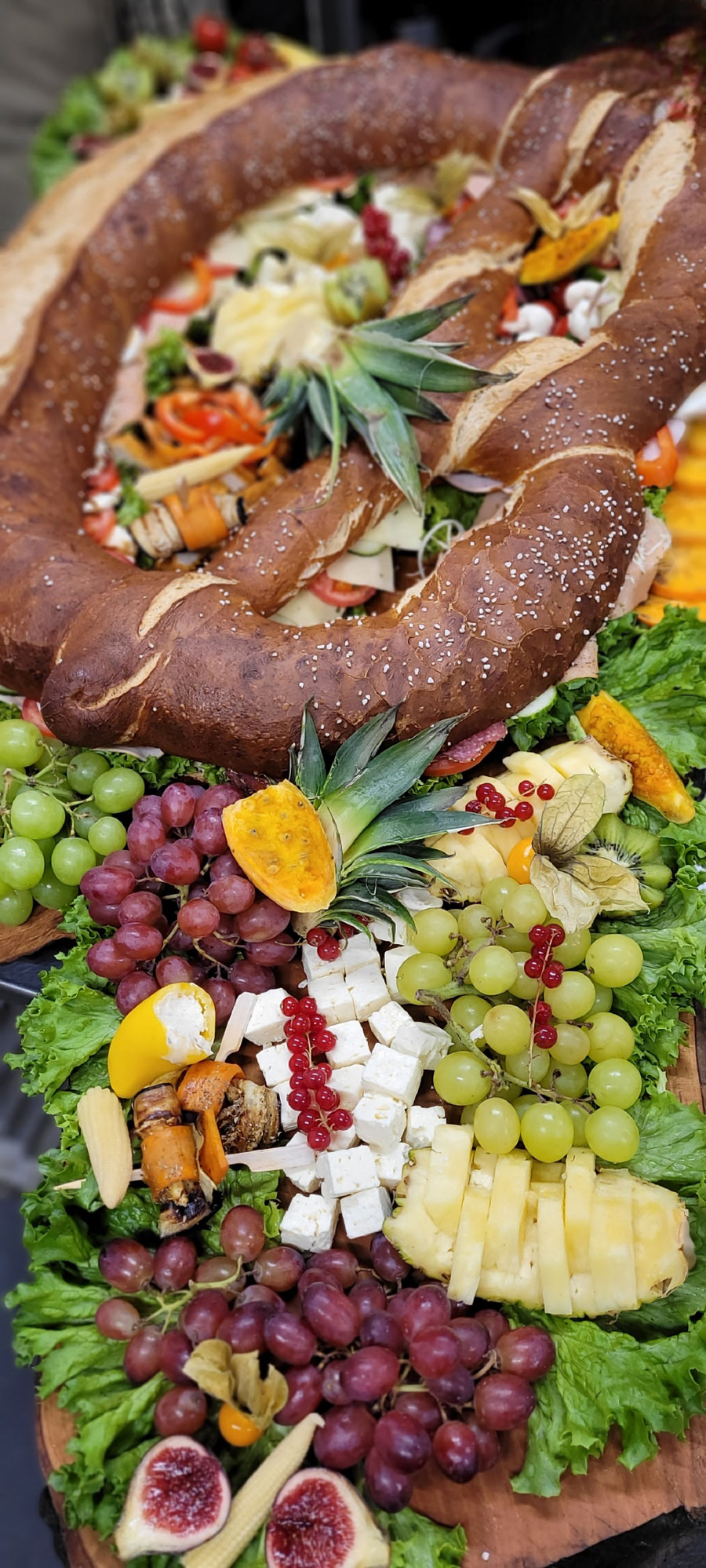 Belegte Riesenbrezel der Bäckerei Butzug