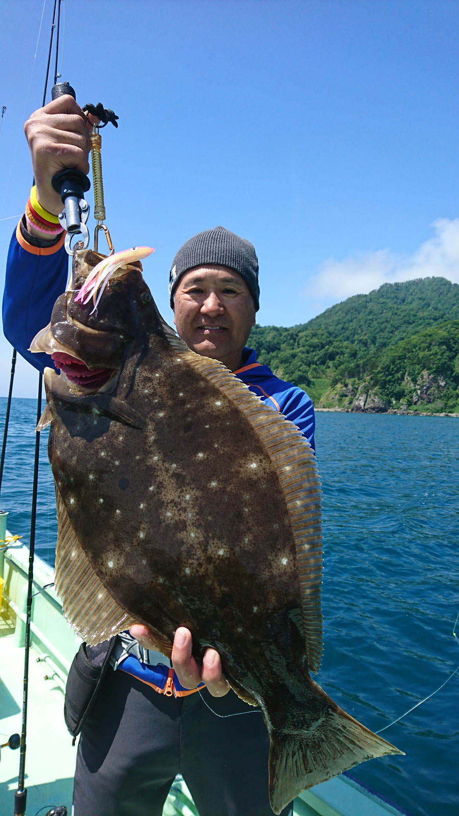 70ヒラメ マジカルパニック 噴火湾豊浦の釣り船マジカルアワー 70ヒラメ マジカルパニック 噴火湾豊浦の釣り船マジカルアワー