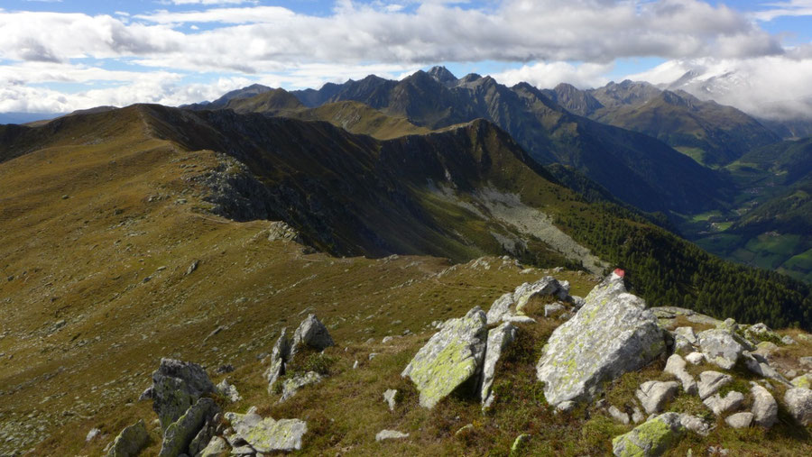 Pfunderer Höhenweg - Putzenhöhe, Höhenrücken im Westen - Wanderung, Pfunderer Berg, Südtirol