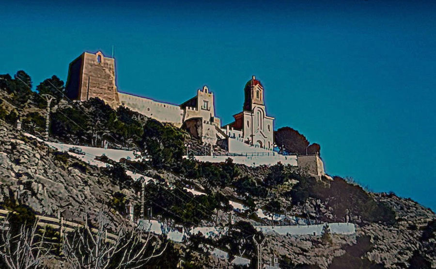 El santuario de la Virgen del Castillo de Cullera (Ribera Baixa, Valencia) fue levantado en estilo neobizantino entre 1891 y 1897.