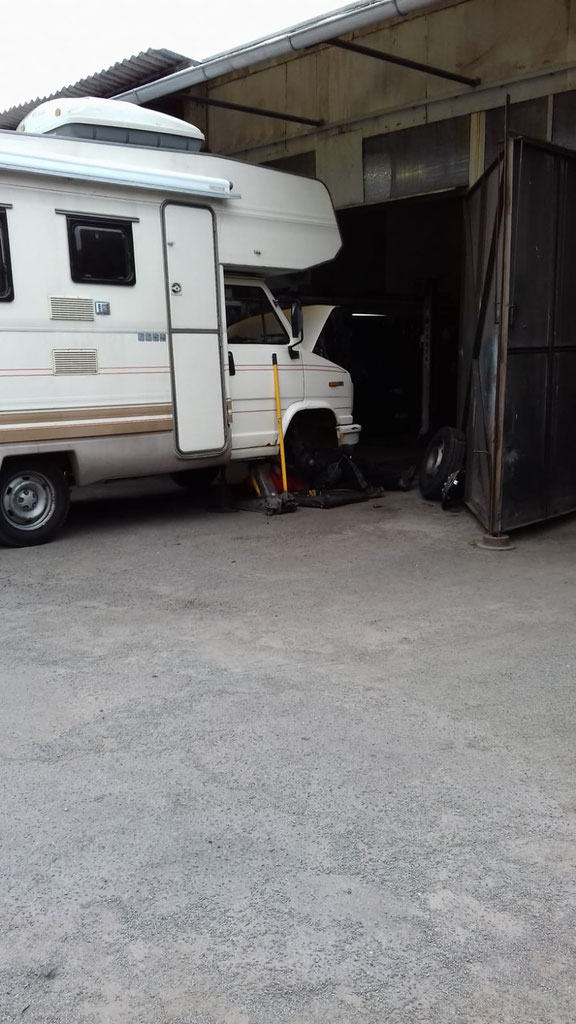 In de Duitse garage