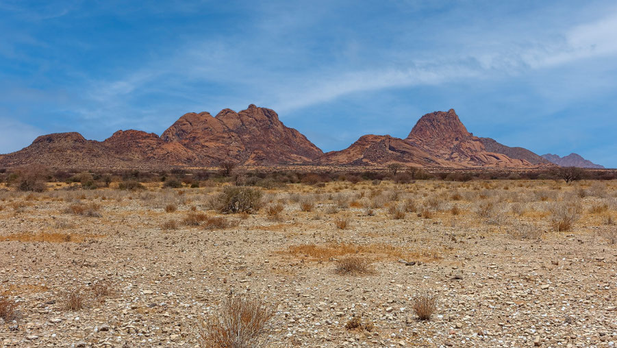 Horizon ocre, Namibie, photo non libre de droits
