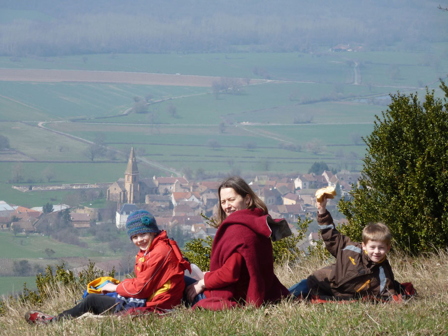 Blick vom Roche d'Anjou auf Etrigny