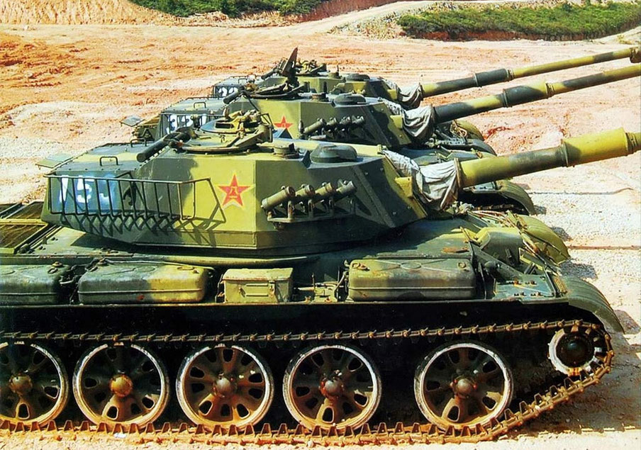 La tourelle soudée donne une autre allure au Type 62. Au passage un blindage plus perfectionné est appliqué