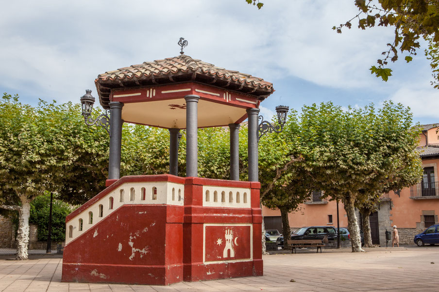 Kiosque, Plaza mayor, Lumbier, Navarra