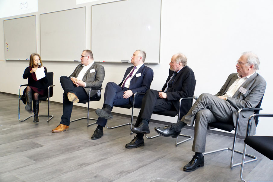 v.l.n.r: Gisela Steinhauer, Markus Böddecker, Peer Köpf, Dr. Wulf-Dietrich Leber, Prof. Dr. Matthias Schrappe