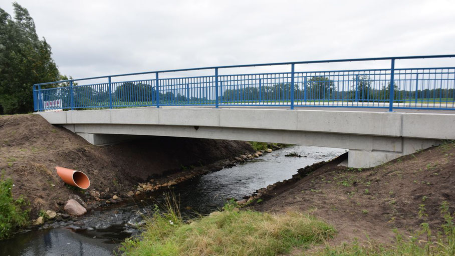 Wieder befahrbar: die Pinnaubrücke zum Himmelmoor