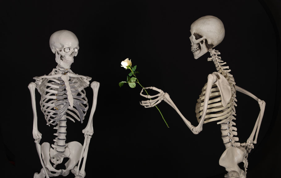 20 petites attentions pour la Saint Valentin. Origine de la Saint Valentin La Saint Valentin sert à fêter les amoureux bien sûr!