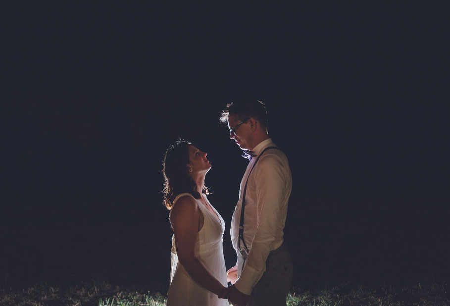 Hochzeit, der beste Fotograf, Russelsheim am Main, Nauheim, Bischofsheim, Bauschheim, Hessen, Fotografie, Reportage, Portrait, Bräutigam, Braut, der erste Tanz, Opel Ville Restaurant, Tradition
