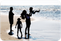 Checkliste vom Zahnarzt in Griesheim für den Urlaub! (© Galina Barskaya - Fotolia.com)
