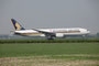 Singapore Airlines mit Boeing 777-200.